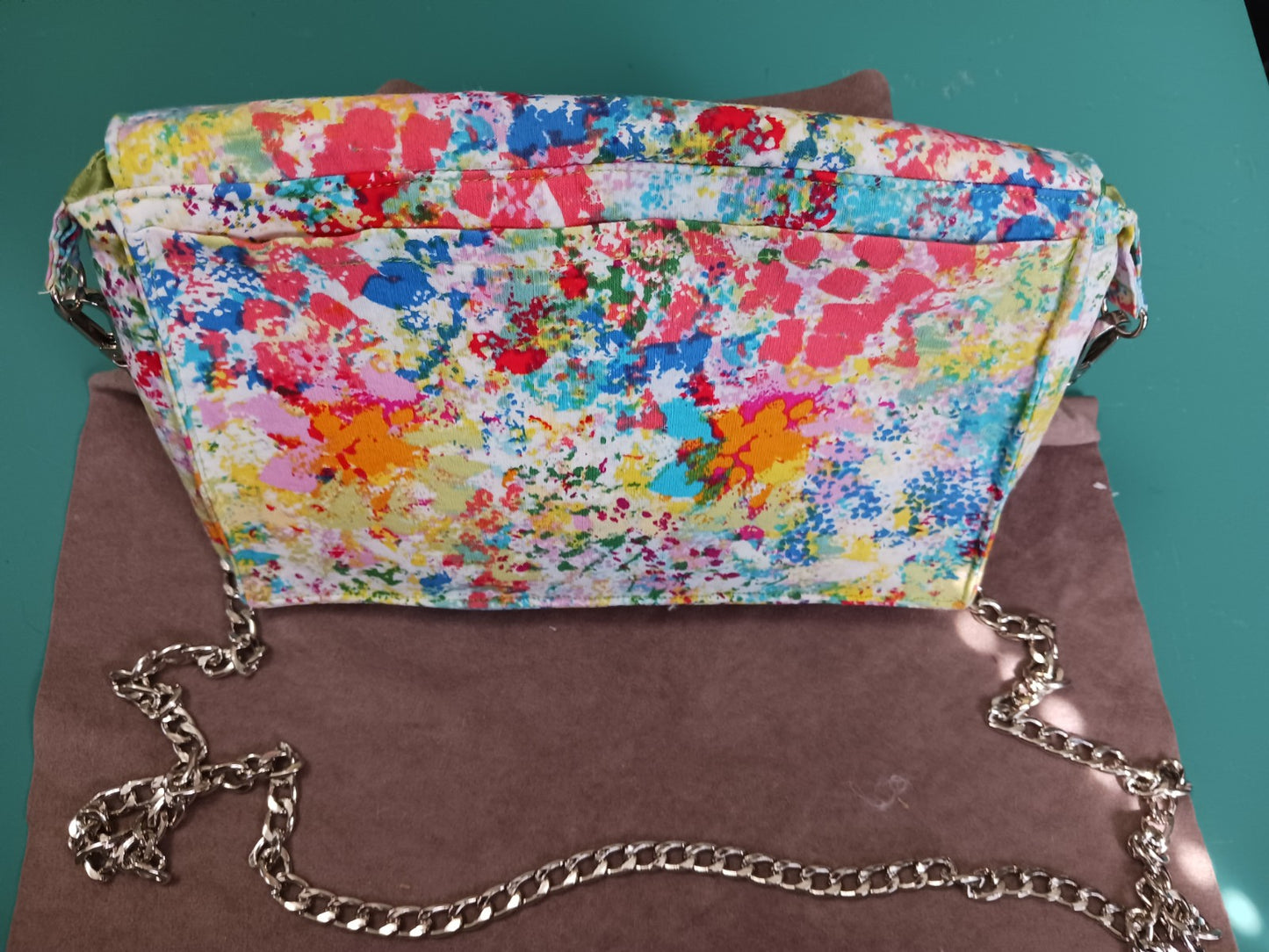 Crossbody - Garden of Stippling Flowers